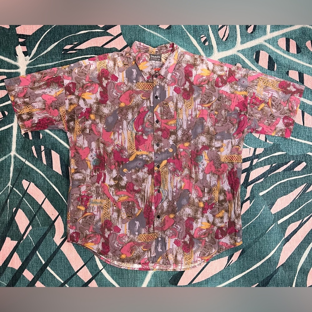 Vintage Triumph of Califonia Abstract Tribal All Over Print Button Up Shirt